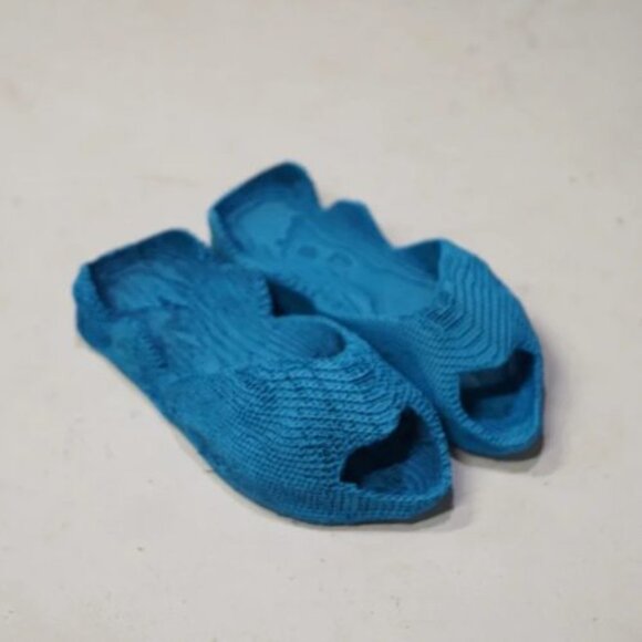 YoungSponge blue wave slides fully 3d printed sandals